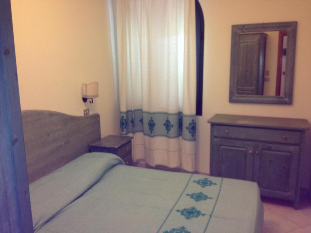 Residence Marina Palace Орозеи Стая снимка